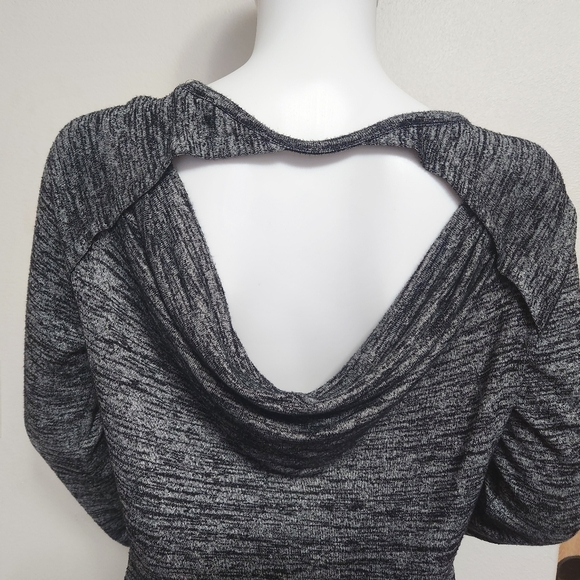 Athleta Open Back Pose Long Sleeve Top Size XS - Picture 7 of 16